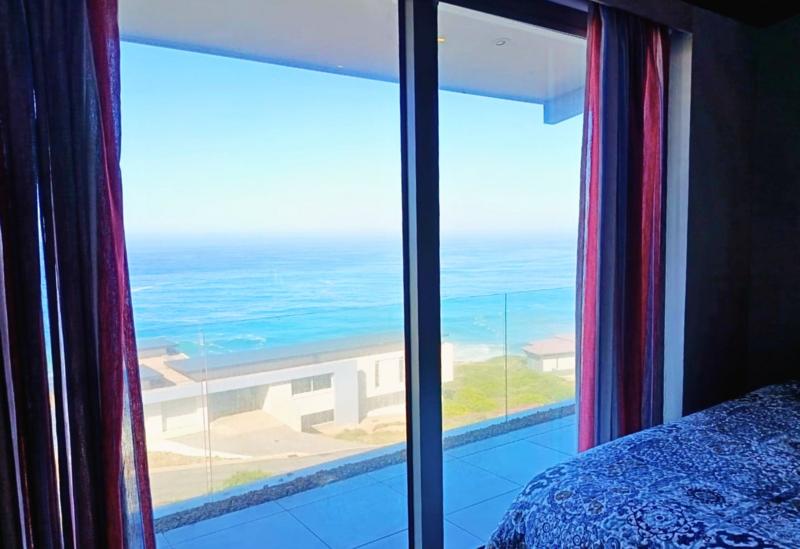 To Let 4 Bedroom Property for Rent in Pinnacle Point Golf Estate Western Cape